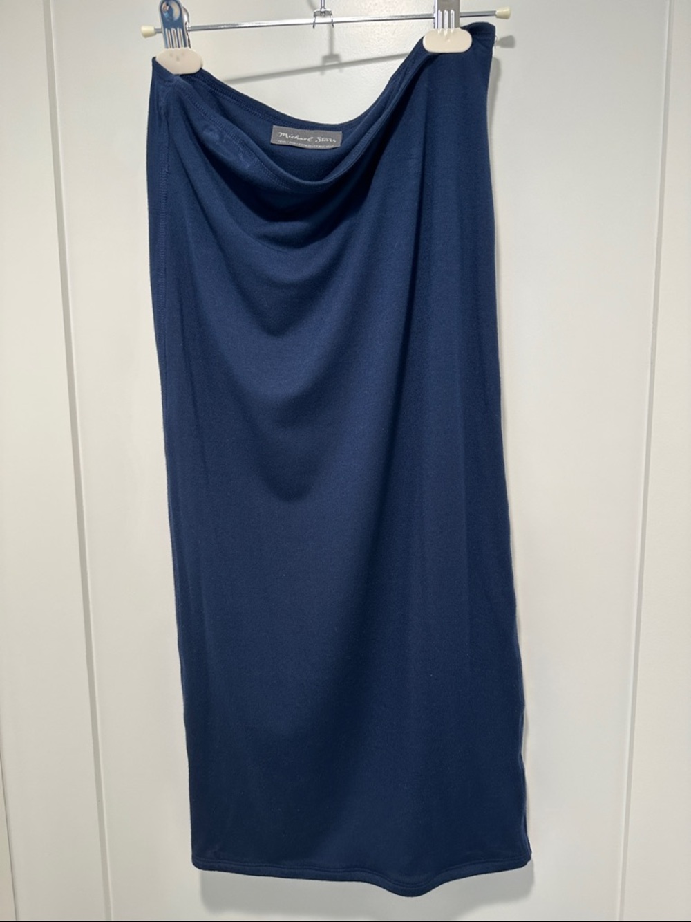 Michael stars pencil skirt cotton blend with spandex size M. Navy.